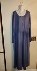 Women&rsquo;s 2 pc Stretchy Bluish Grey Maxi Dress Size 26W and Silver Tone Necklace
