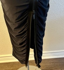 Cache Skirt Size 4