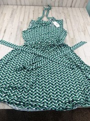 Leota women&rsquo;s Sleeveless Mindy Dress – size Medium – Green Blue multi NWT