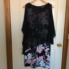 TEABERRY ANGLE CHIFFON OVERLAY WITH PINK/GREY FLORAL DRESS SIZE 8