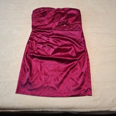 Strapless Dress In Fuchsia. Size 11/12. Good Condition. See Photos