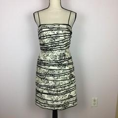 JS Collections A-line Sheath Dress 4P Woman&rsquo;s Petite Black White Paneled Floral