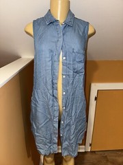 THREAD & SUPPLY Dress Chambray Sleeveless Denim Shirt Jean Button Up Small NEW