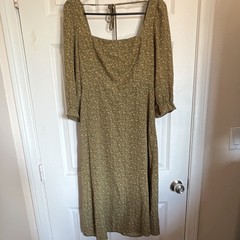 O.P.T Green Floral Square Neck 3/4 Puff Sleeve Tie Closure Midi Dress M