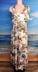 NWT Cupshe Dress Floral Size Medium White Yellow Green