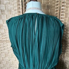 H&M Green Pleated Knee Length Dress – Medium
