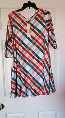 Yelets Womens Medium Red White & Green Pocket Dress W/ 3/4 Length Sleeves NWT