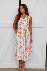 womans dress. Size medium. Brand No boundaries. Button front. And collar top