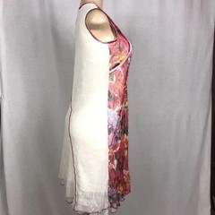 Tango Mango Size Medium Floral Print Multi Color Sleeveless Dress. New With Tags