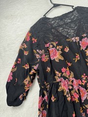 Torrid Plus Size 2 A-Line Black Pink Floral Lace Yoke V-Neck 3/4 Sleeve Dress
