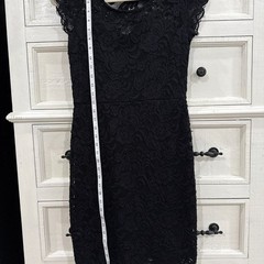 Ci Sono Lace Stretch Fitted Cap Sleeve Dress Formal Guest Size Small Black