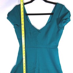 Urban Outfitters Green Fit Flare Dress V Neck Cap Sleeve Size 4
