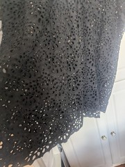 DX COLLECTION Sz S Bust 61 BLACK Eyelet Lace PULLOVER Swim Cover-Up LONG TOP (D9