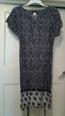 R edition by LA REDOUTE Batik-style patterned navy blue and white dress size 10