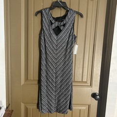 Connected Apparel Black/Silver with a sparkle Women’s Size 10 NEW