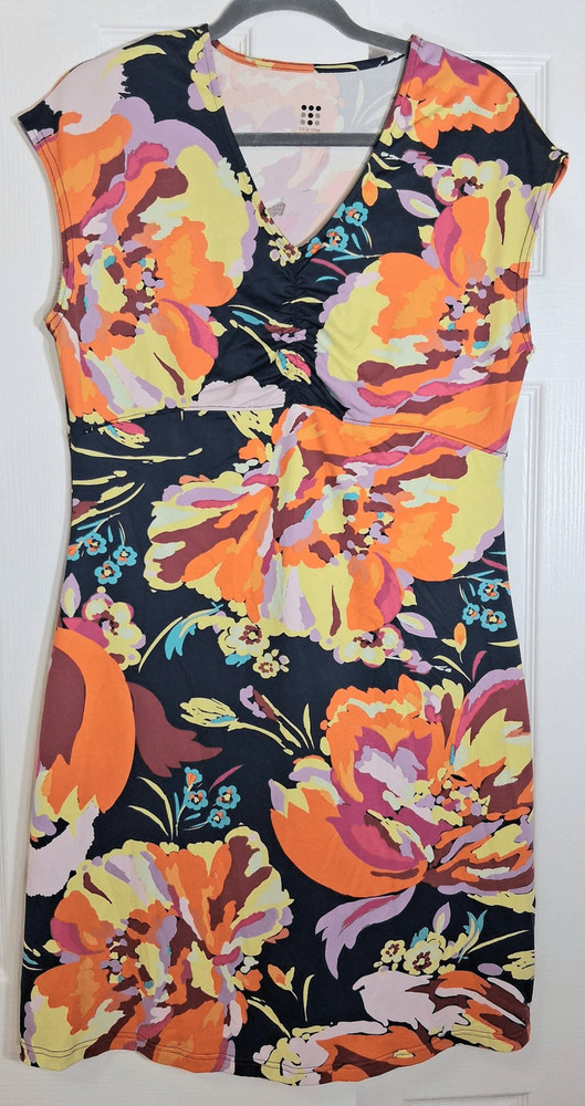 Title nine womens large orange shift dress Activewear yellow floral stretch
