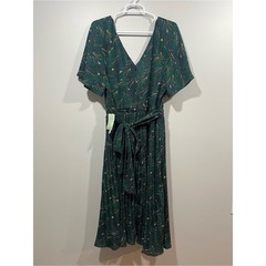 Modcloth Green Floral V-Neck Midi Dress with Flutter Sleeves Pleated Skirt 16