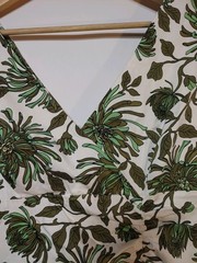AGB Dress Size 14 White With Floral Print 97% Cotton 3% Spandex