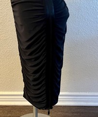 Cache Skirt Size 4