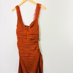 ASTR the Label Alva Ruched Lace Trim Midi Dress Rust Satin ACDR101003B Womens S