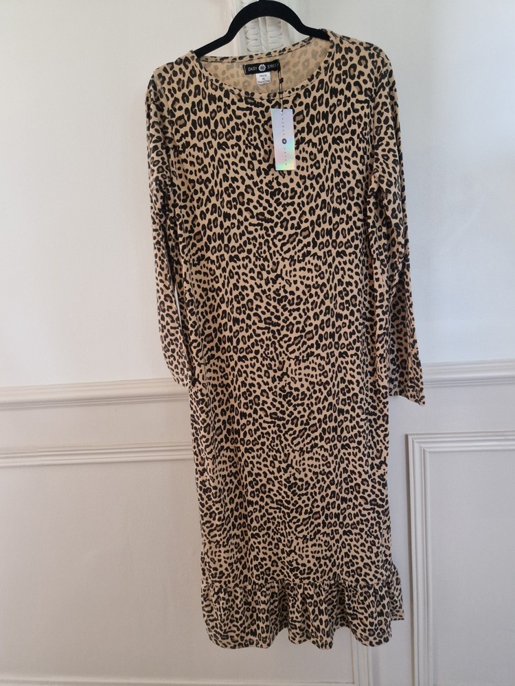 Daisy Street Dress Size 12 Midi Long Leopard Print Work Party Spring Summer