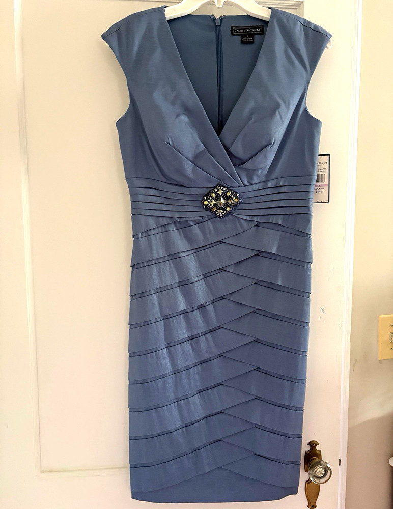 Jessica Howard Periwinkle Beaded Sheath Dress V-Neck Knee Length 6