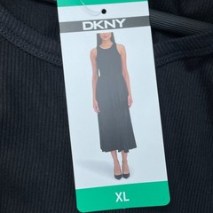 NWT DKNY Women&rsquo;s XL Black Sleeveless Maxi Dress With Pleated Skirt C0519