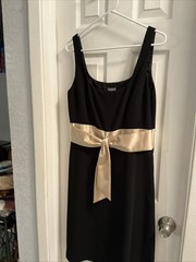 Ann Taylor Womens Lined Black Sleeveless Dress with Gold Bow Size 10P Pre-Owned