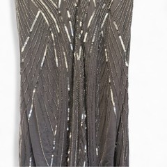 Pisarro Nights Ash Gray Beaded Sequin Cap Sleeve Gown Size 8 NWT Formal
