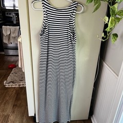 NWT-STS Sail To Sable Jetting to Jetties Navy Striped Maxi Tank Dress Sz Medium