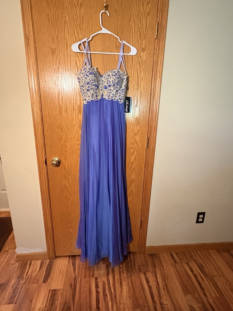 La Femme Blue Violet Long Formal Gown Sweetheart Beaded Sequin Size 4
