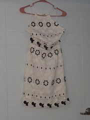 INA White Black Embroidered Lace Halter Dress Women&rsquo;s Size M Sleeveless Sheath B