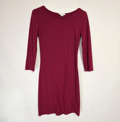 FOREVER 21 Women’s Red Solid Round Neck 3/4 Sleeve Sheath Mini Dress S