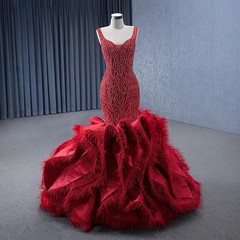 Red Romantic International Evening Dress Sheath Spaghetti Straps V-neck Beading