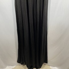 NWT $328 La Femme [sz 4 ] Sleeveless Plunge Neck Gown in Black #G908
