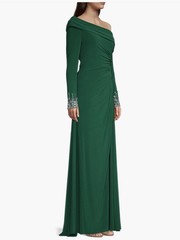 Mac Duggal 14 Green Solid One Shoulder Long Sleeve Beaded Slit Long Gown