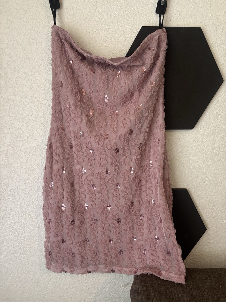Forever 21 Pink Lace Sequin Lined Pull-On Mini Skirt Solid Women’s L