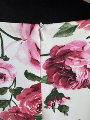 Glamour Plus Size 20 W Pencil SleevelessDress Knee Length White Floral Roses NWT