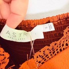 ASTR the Label Alva Ruched Lace Trim Midi Dress Rust Satin ACDR101003B Womens S