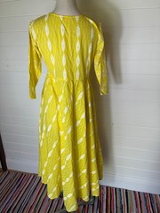 GERUA SIZE XS APPROX 8 10 YELLOW WHITE BATIK STYLE PRINT DRESS FULL SKIRT SUMMER