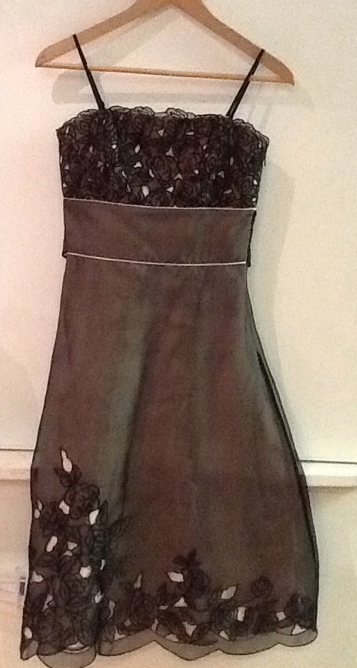 White House Black Market 100% Silk Polyester Lined Embroidered Black Dress 0