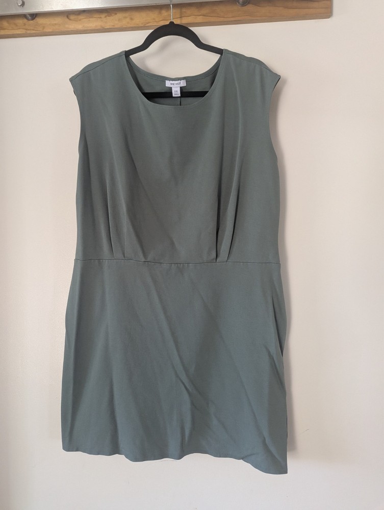 Nine West Women&rsquo;s Sage Colored Dress, Size XXL