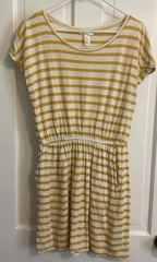Basic Striped Dress In Yellow H&M Size Medium Short Sleeved T-shirt Dress
