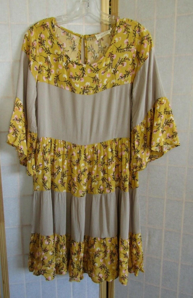 NWT Ninexis Yellow/Beige Tiered 100% Rayon Bell Sleeve Dress Women&rsquo;s Size S