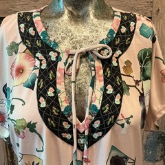 Hale Bob Dress Size M Jersey Center Pleat Split V-neck Asian floral