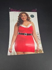 Santa Seamless Dress w Marobou trim & Satin Bow. Queen Size Opened Box (no belt)