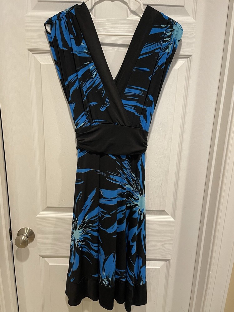 Roulette Floral V-Neck Front & Back Sleeveless Back Tie Dress Size M