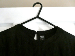 ladies brand new ladies dress size l emery rose black round neck