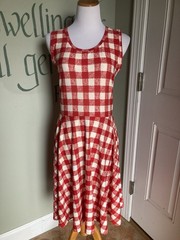 S LuLaRoe Red White Check Plaid Fit & Flare Wide-skirt Casual Scoop-neck Dress