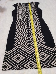 Calvin Klein Black/White Geometric Knit Sheath Keyhole Stretch Dress Size M